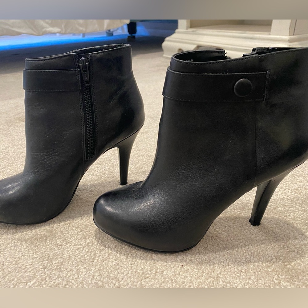 Nine West Booties- gently worn